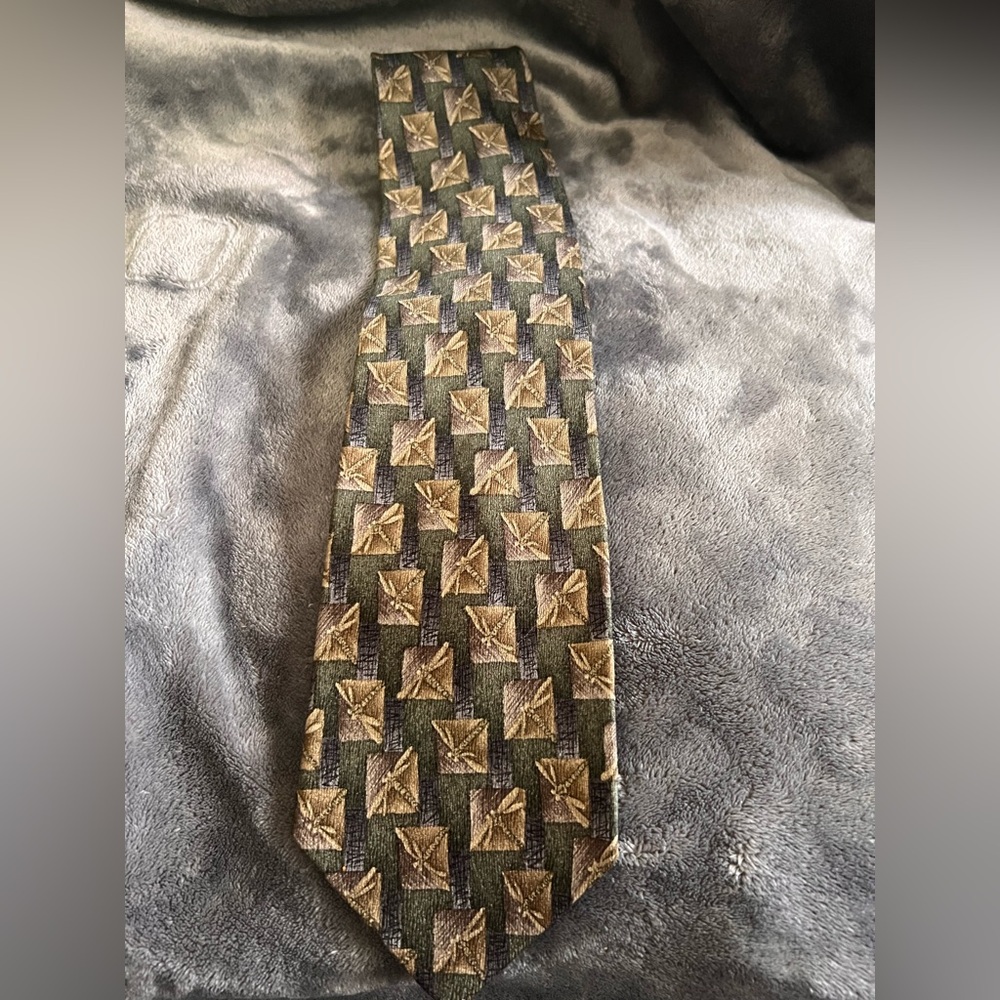Christopher Reeve Men Silk
Tie